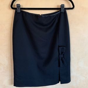 White House Black Market Pencil Skirt back zipper size 4 black